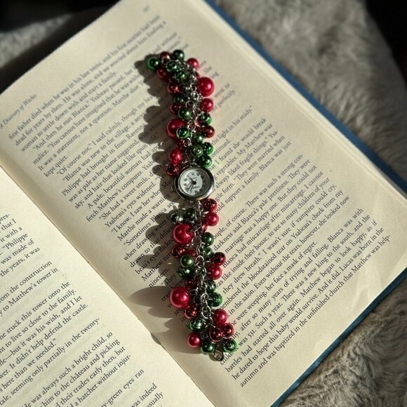 Christmas Theme Jingle Bell Bracelet Watch 7.25" with New Battery - Picture 7 of 11